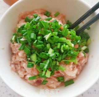 鲜肉包的做法步骤：4