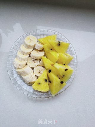 西瓜香蕉奶昔的做法步骤：2