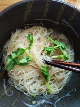 猪排拌米粉的做法步骤：5