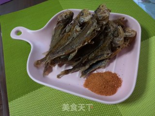干炸小黄花鱼的做法步骤：4
