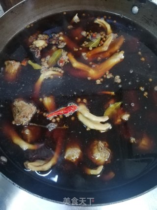 家常卤鸭脖鸭掌的做法步骤：6
