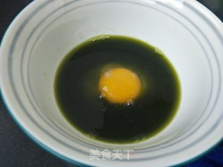 油麦菜鸡蛋饼的做法步骤：2