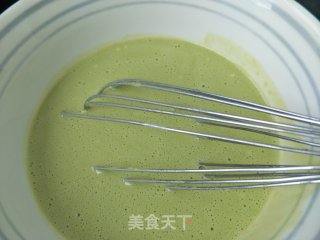 油麦菜鸡蛋饼的做法步骤：4