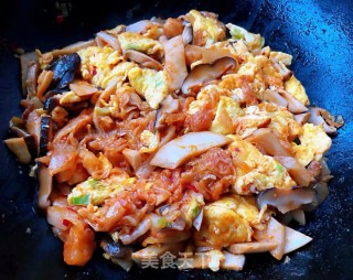 双菇辣白菜炒鸡蛋的做法步骤：10