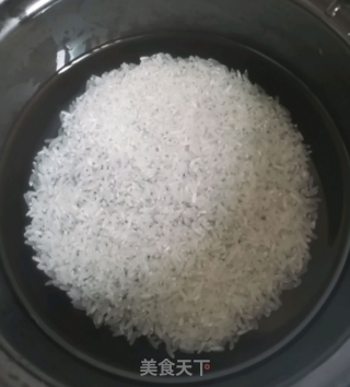 生滚牛肉粥的做法步骤：1
