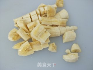 火龙果木瓜酸奶捞的做法步骤：2