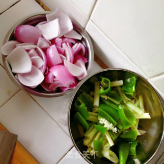 香炒小龙虾虾尾的做法步骤：2