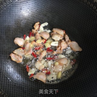 炒芦笋的做法步骤：3
