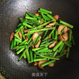 炒芦笋的做法步骤：6