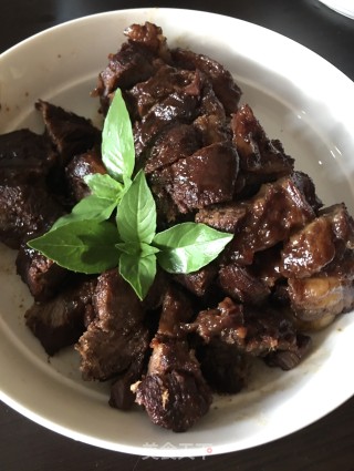 红酒炖牛腱肉的做法步骤：10
