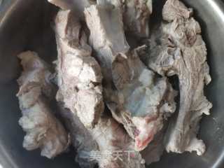 吮指排骨-全家都爱的美食的做法步骤：2