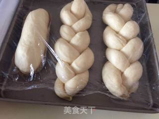 肉松辫子面包的做法步骤：8
