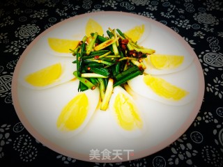 香葱拌鹅蛋的做法步骤：1