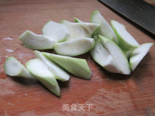 笋干菜夜开花煮鸡爪的做法步骤：3