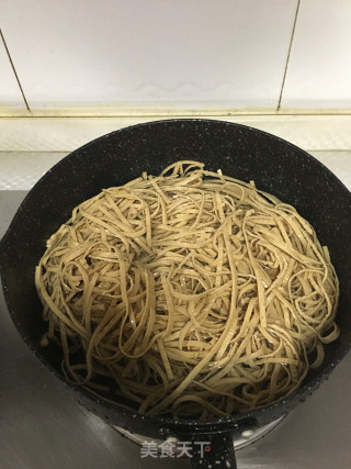 马兰头拌豆腐丝的做法步骤：2
