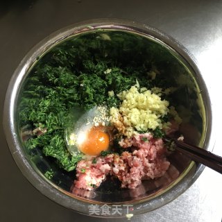 水芹猪肉饺的做法步骤：5
