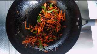 清爽开胃的鱼香肉丝的做法步骤：11