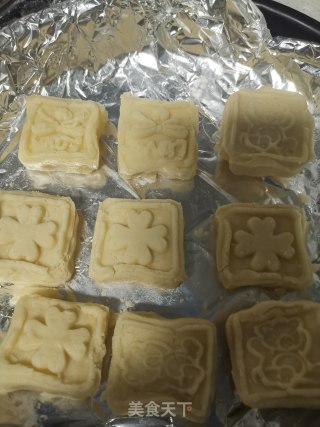 母亲节的礼物????～黄油酥饼的做法步骤：2