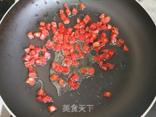 土豆腊肠焖饭的做法步骤：4