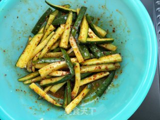 酸辣黄瓜条的做法步骤：5