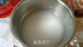 自制手搓彩虹玫瑰冰粉的做法步骤：2