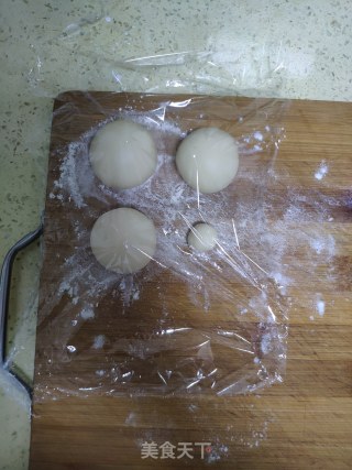 小狗荷叶饼的做法步骤：4