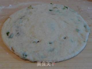 葱花油饼的做法步骤：4
