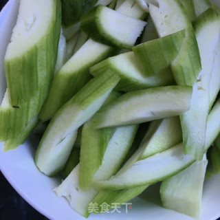 番茄丝瓜蛋汤的做法步骤：5