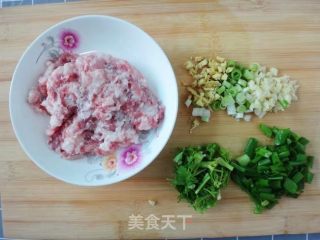 肉末酸菜炒凉粉的做法步骤：3