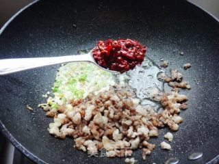 肉末酸菜炒凉粉的做法步骤：6