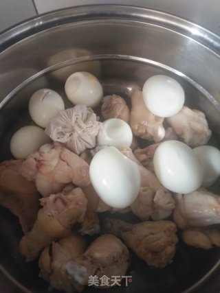 卤鸡翅根鸡蛋的做法步骤：6