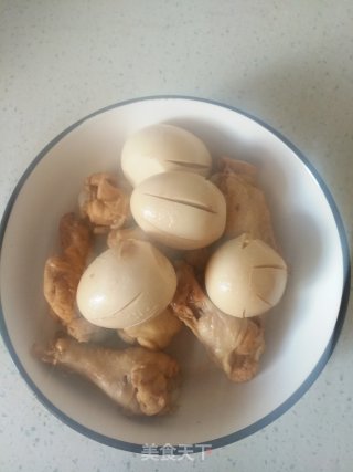 卤鸡翅根鸡蛋的做法步骤：8