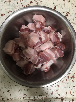 叉烧酱红烧肉的做法步骤：1