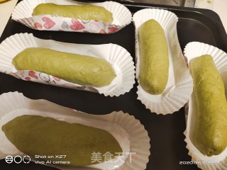 抹茶肉松面包的做法步骤：8