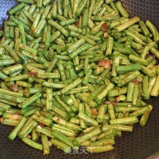 蒜蓉肉末豇豆的做法步骤：3