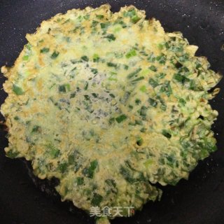 春韭鸡蛋饼的做法步骤：6