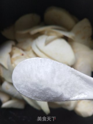 茄子肉片的做法步骤：1