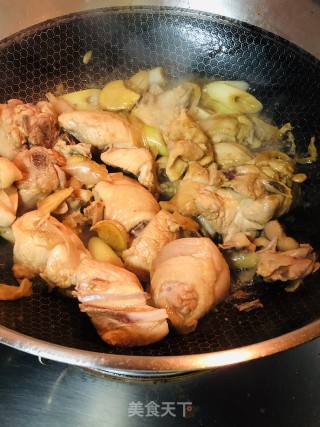 土豆炖鸡块的做法步骤：6