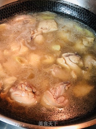 土豆炖鸡块的做法步骤：7