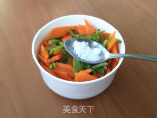 酸辣菠菜茎的做法步骤：5