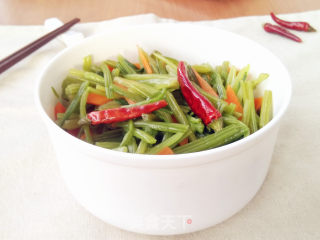 酸辣菠菜茎的做法步骤：9