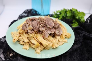 腐竹拌酱牛肉的做法步骤：1