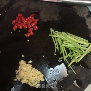 蚝油油豆腐的做法步骤：1