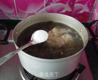 海带筒骨汤的做法步骤：10