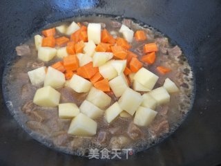 牛肉炖土豆的做法步骤：11
