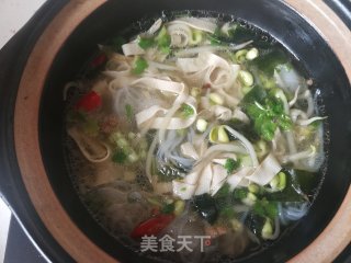 酸辣魔芋海带汤的做法步骤：11