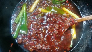 自制大颗粒花生牛肉酱的做法步骤：5