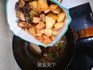 酸辣茄子土豆的做法步骤：7