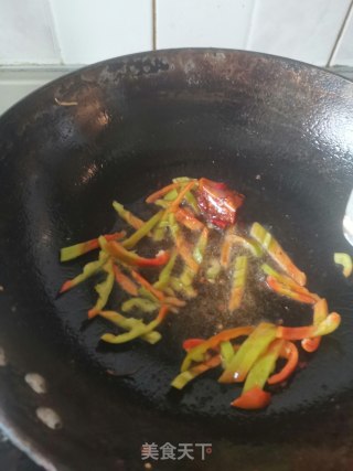 苦瓜炒牛肚的做法步骤：3