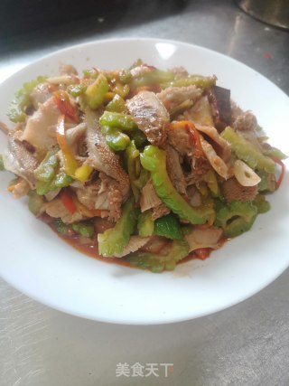 苦瓜炒牛肚的做法步骤：10